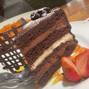 bellagreen - Domino cake - Salad Near Me - Plano, Texas bellagreen - Domino cake - Salad Near Me - Plano, Texas