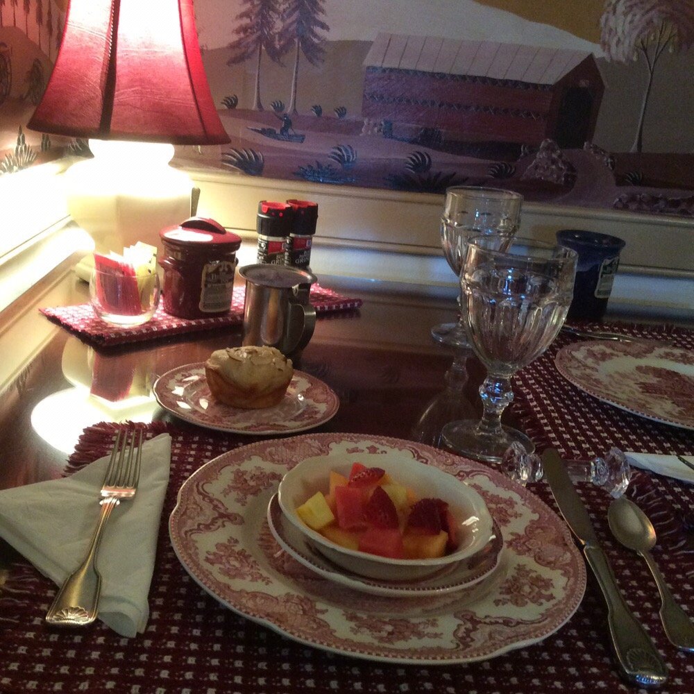The Brafferton Inn - Breakfast Setting - Hotels Near Me - Gettysburg, Pennsylvania