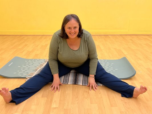 Fat Girl Yoga Classes - 1 hour long - In-Person
These classes are perfect for those living in larger bodies who have tried or would like to try yoga but don’t feel comfortable traditional classes. We take apart poses and look at how to best approach them to get the most out of it. We will laugh and make mistakes and talk about how to take care of ourselves in all spaces. Please join me on a journey to find the joy of yoga for yourself! Fat Girl Yoga Classes - 1 hour long - In-Person
These classes are perfect for those living in larger bodies who have tried or would like to try yoga but don’t feel comfortable traditional classes. We take apart poses and look at how to best approach them to get the most out of it. We will laugh and make mistakes and talk about how to take care of ourselves in all spaces. Please join me on a journey to find the joy of yoga for yourself!