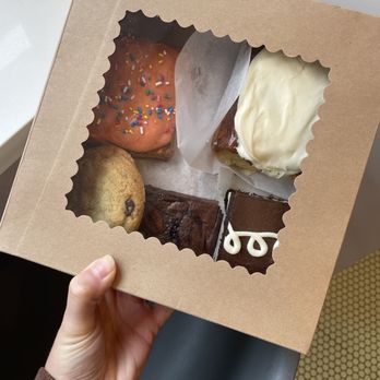 350° Bakery - Strawberry pop tart, cinnamon roll, brownie, chocolate snack cake, chocolate chip cookie - Bakeries Near Me - Pittsburgh, Pennsylvania 350° Bakery - Strawberry pop tart, cinnamon roll, brownie, chocolate snack cake, chocolate chip cookie - Bakeries Near Me - Pittsburgh, Pennsylvania