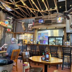 West Henly Boil Shack - Inside seating