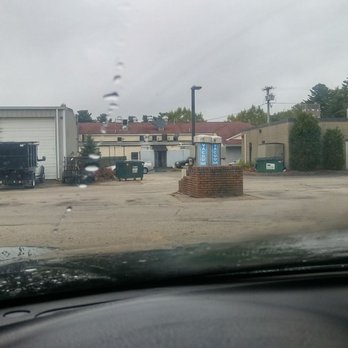 Star-Brite Car Wash - Vacuums - Car Wash Near Me - Coventry, Rhode Island
