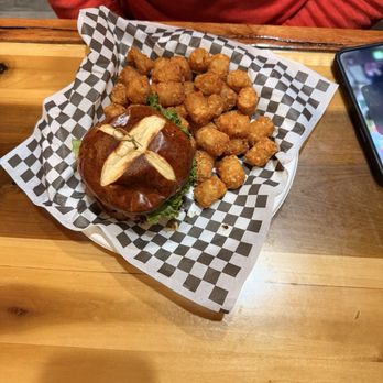 Bryson City Brewing - Pretzel burger and tater tots - Breweries Near Me - Bryson City, North Carolina Bryson City Brewing - Pretzel burger and tater tots - Breweries Near Me - Bryson City, North Carolina