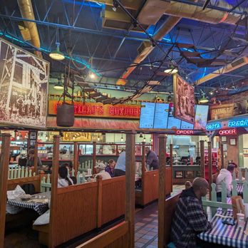 Portillo's & Barnelli's Naperville - Hot Dogs Near Me - Naperville, Illinois