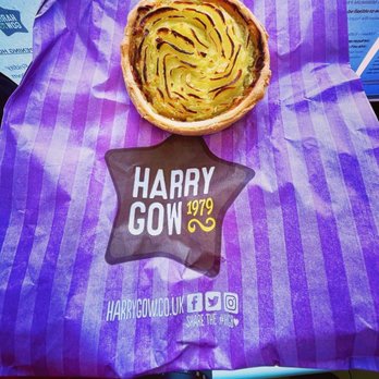 Harry Gow - Beauly - The mash & mince pie - mashed potatoes on top with ground beef inside - super delish! - Bakeries Near Me - Beauly, HLD
