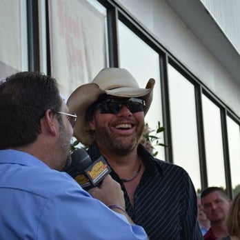 Mill Town Music Hall - Country Music Superstar Toby Keith at Mill Town Music Hall Harold Shedd Tribute Show - Music Venues Near Me - Bremen, Georgia Mill Town Music Hall - Country Music Superstar Toby Keith at Mill Town Music Hall Harold Shedd Tribute Show - Music Venues Near Me - Bremen, Georgia