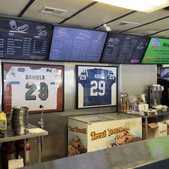 Dog House - Burgers Near Me - Campobello, South Carolina