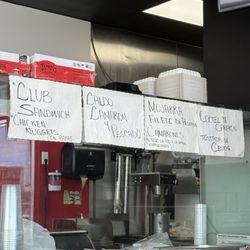 La Mamalona  Taqueria y  Birrieria