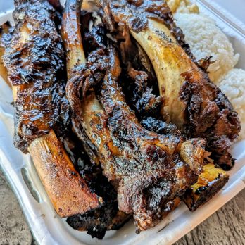 Matiki Island Barbecue - Beef rib plate - Hawaiian Near Me - Fullerton, California Matiki Island Barbecue - Beef rib plate - Hawaiian Near Me - Fullerton, California