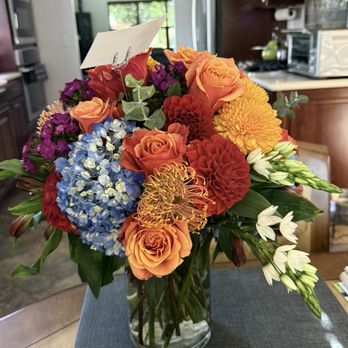 Bravo's Blooms - Flowers - Floral Designers Near Me