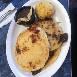 3 Pupusas Combo