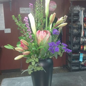 Anne's Flowers & Gifts - Florists Near Me - Phoenix, Arizona