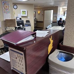HudsonView Center for Rehabilitation and Healthcare - Nurse station