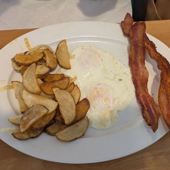 The Copper Kettle - Breakfast & Brunch Near Me - St. Pete Beach, Florida