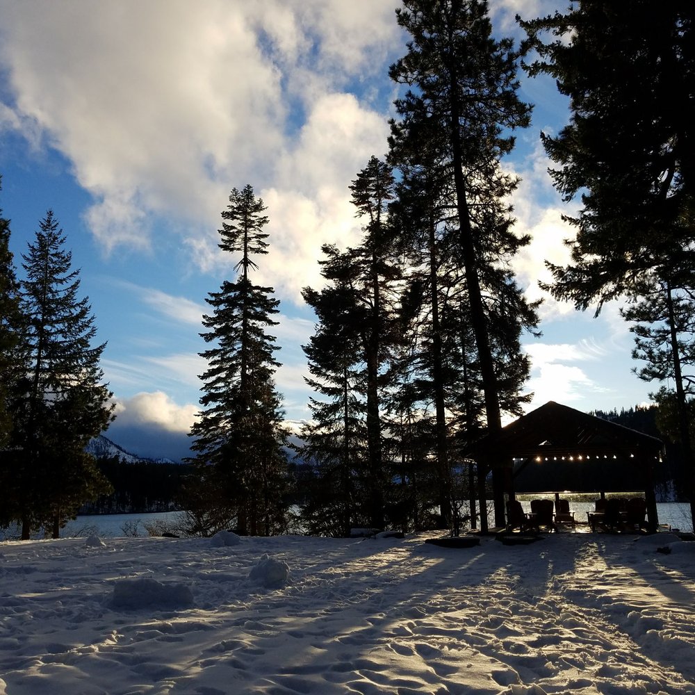 Suttle Lodge & Boathouse - Hotels Near Me - Sisters, Oregon Suttle Lodge & Boathouse - Hotels Near Me - Sisters, Oregon