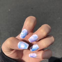 T & Q Nail Salon - Good side: which both fucking hands should've looked like
