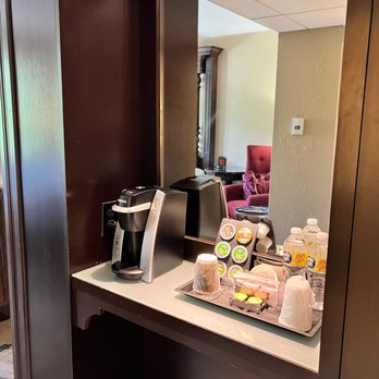 The Cheshire - In room coffee station - Hotels Near Me - St. Louis, Missouri The Cheshire - In room coffee station - Hotels Near Me - St. Louis, Missouri