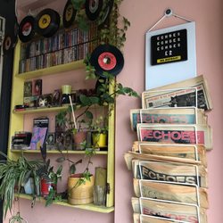 Pacific Social Club - Cute AF entryway.