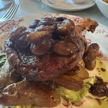 La Nouvelle - Duck confit. Delicious - French Near Me - Saint Augustine, Florida La Nouvelle - Duck confit. Delicious - French Near Me - Saint Augustine, Florida