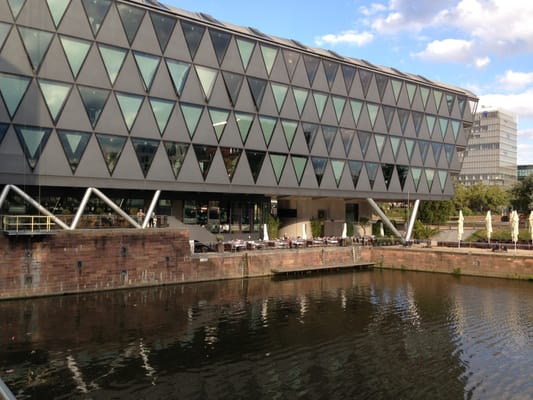 frankfurter botschaft by null