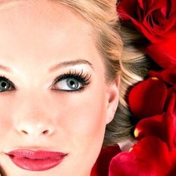 Lasheville - Be prepared for Valentine's Day with your own set of lovely lashes!