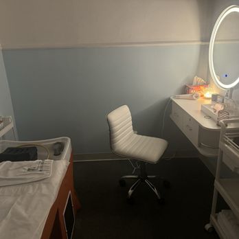 Beauty Secrets Spa - Head spa room - Skin Care Near Me - Arcadia, California