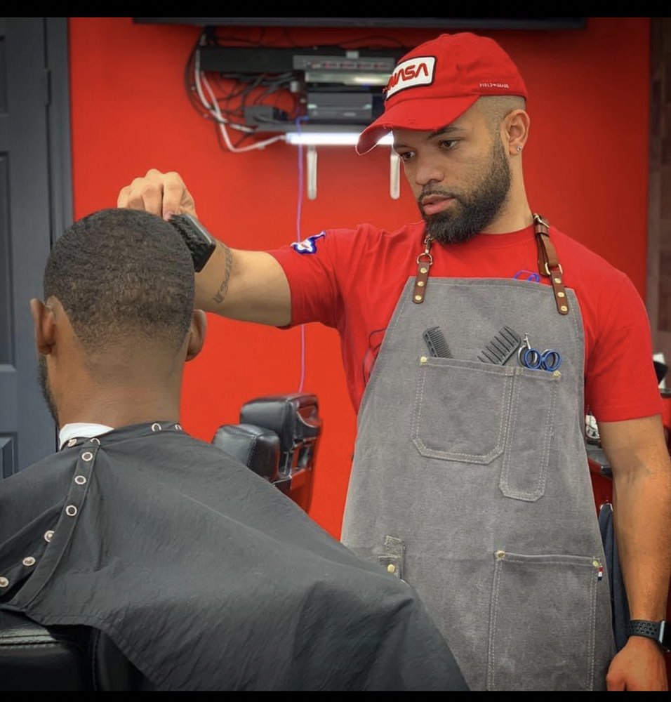 HOUSE OF BARBERS Updated October 2024 660 Bay St, Staten Island, New York Barbers Phone