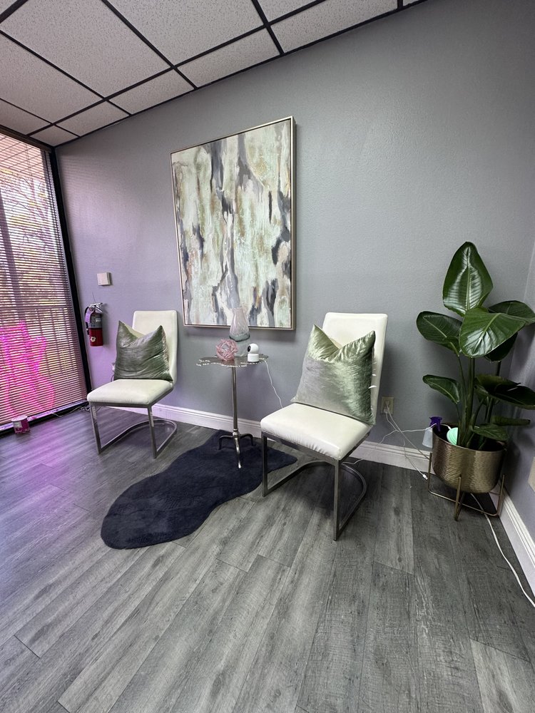 R3 Esthetics Logo