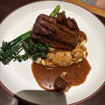 ZEST bar+grille - Filet mignon, mashed potatoes with broccolini. - New American Near Me - Bethlehem, Pennsylvania ZEST bar+grille - Filet mignon, mashed potatoes with broccolini. - New American Near Me - Bethlehem, Pennsylvania