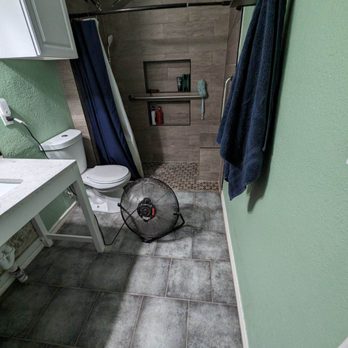 DRI Construction - Ada approved bathroom - General Contractors Near Me - Weatherford, Texas DRI Construction - Ada approved bathroom - General Contractors Near Me - Weatherford, Texas