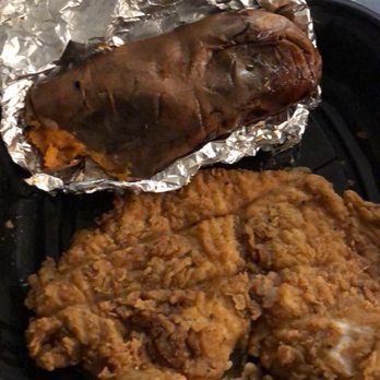 Texas Roadhouse - American Near Me - Mesa, Arizona