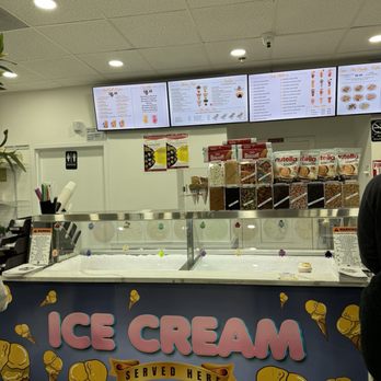 Chocolate House - Desserts Near Me - Yonkers, New York