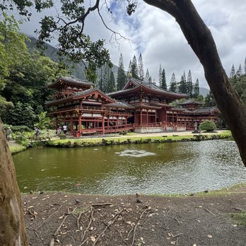 Byodo-In Temple - Temple - Buddhist Temples Near Me - Kaneohe, Hawaii Byodo-In Temple - Temple - Buddhist Temples Near Me - Kaneohe, Hawaii