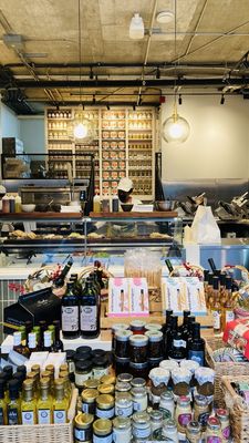 Alfie’s Sandwiches+Market by null