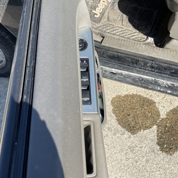 ABonthego - Dirty button and window seal - Auto Detailing Near Me ABonthego - Dirty button and window seal - Auto Detailing Near Me