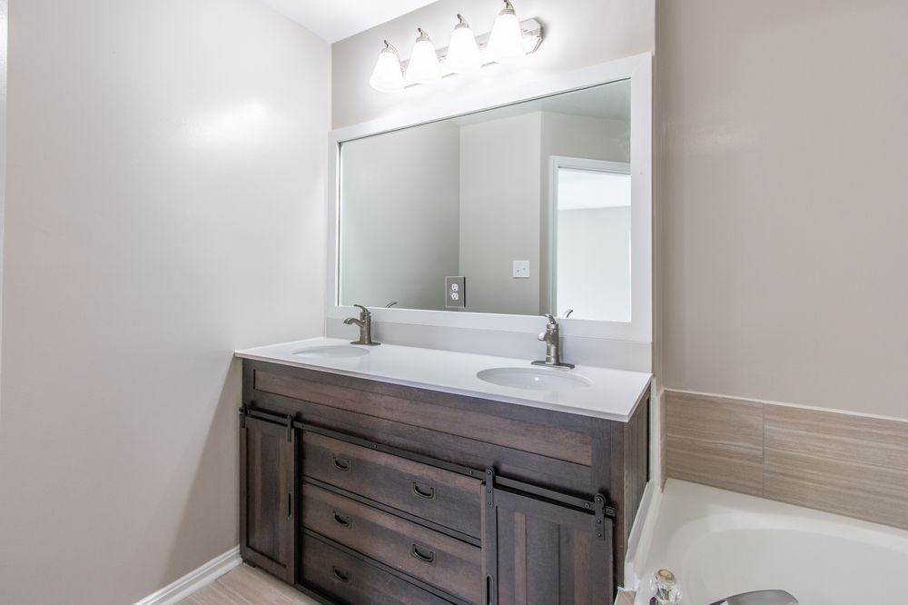 Slide of Truealty Services