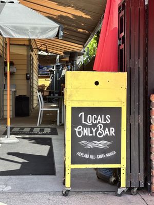 Ashland Hill by null