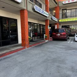 Veggie Life Restaurant - Exterior
