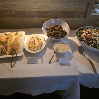Amoura Restaurant - Mediterranean Near Me - South San Francisco, California