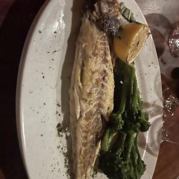 Ken Stewart's Tre Belle - Branzino - Italian Near Me - Bath, Ohio Ken Stewart's Tre Belle - Branzino - Italian Near Me - Bath, Ohio