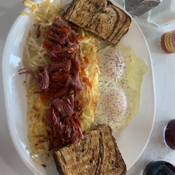 Little Oscar's Restaurant - Corned beef hash with eggs, hash browns and toast