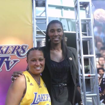 Sascha Boujetto Hair Studio - I rep the Ladies too.Lisa Leslie and myself with Braids by Sascha.Thanks Sascha. - Hair Stylists Near Me - Irvine, California