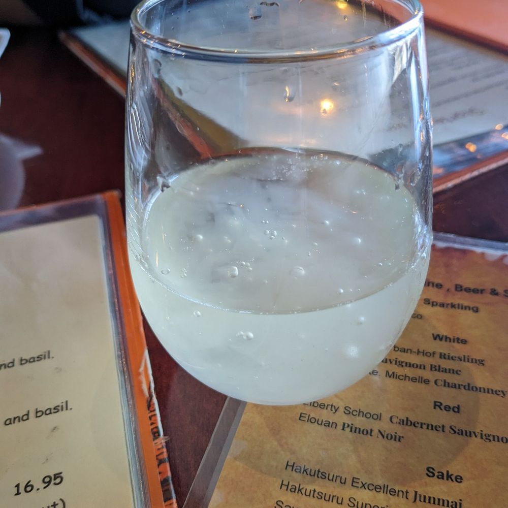 Ros Niyom Thai - Sparkling jelly Sake - Thai Near Me - Round Rock, Texas Ros Niyom Thai - Sparkling jelly Sake - Thai Near Me - Round Rock, Texas