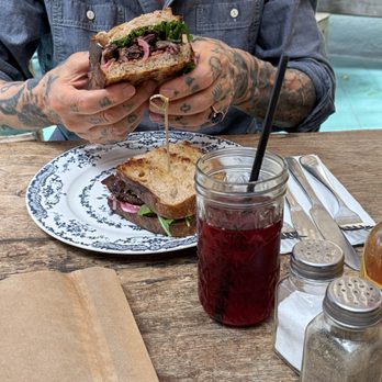 Topanga Living Cafe - Steak sandwich - Cafes Near Me - Topanga, California Topanga Living Cafe - Steak sandwich - Cafes Near Me - Topanga, California