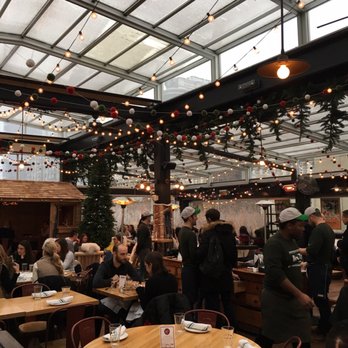 Baita at Eataly Flatiron - Holiday lights - Italian Near Me - New York, New York Baita at Eataly Flatiron - Holiday lights - Italian Near Me - New York, New York