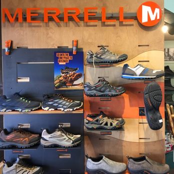 Alan's Shoes - Merrell shoes - Shoe Stores Near Me - Tucson, Arizona