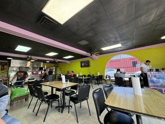Monchy's by null