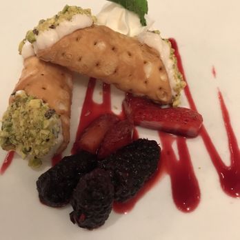 Il Terrazzo Carmine - Cannoli - Italian Near Me - Seattle, Washington Il Terrazzo Carmine - Cannoli - Italian Near Me - Seattle, Washington