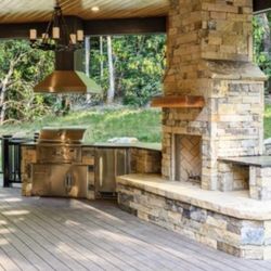 Integrity Painting & Renovations - Outdoor Kitchen