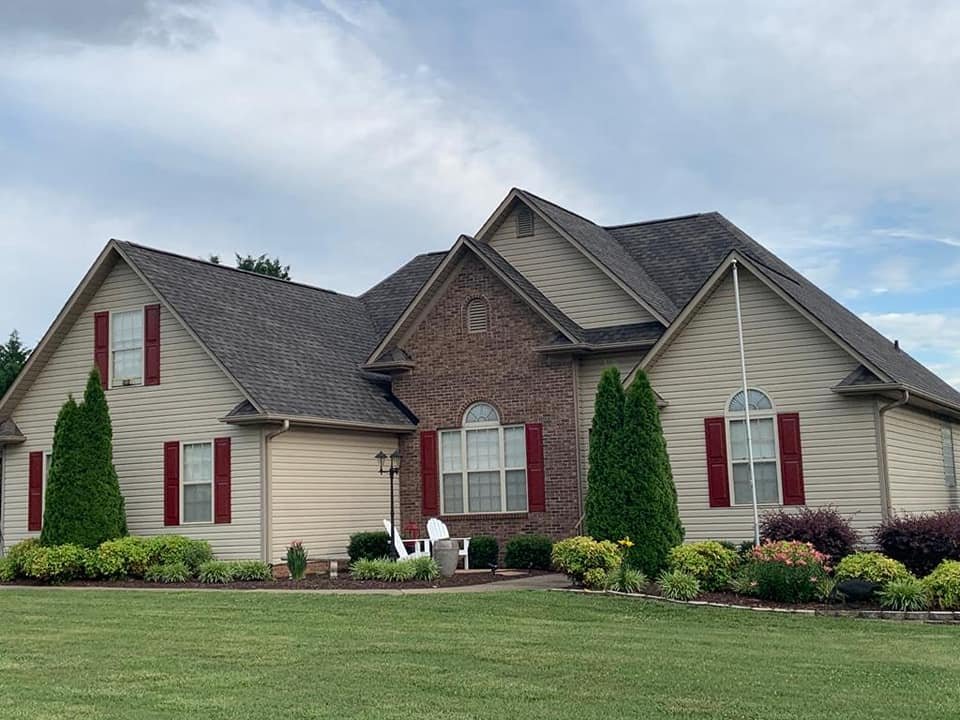 Slide of LEP Construction & Roofing